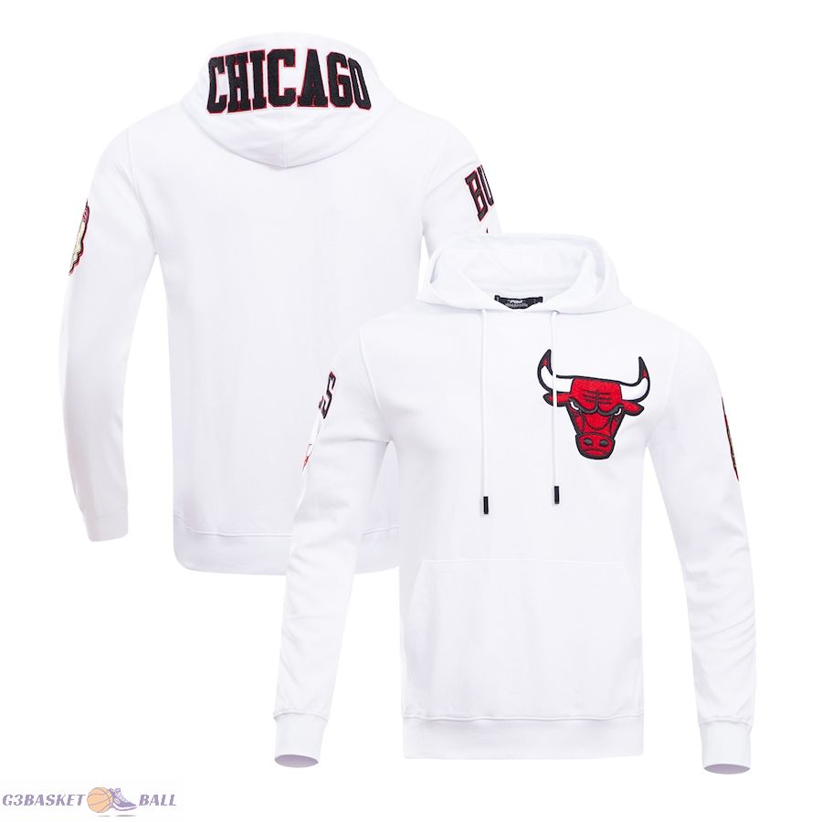 Men's Chicago Bulls Pro Standard White Classic Chenille DK Pullover Hoodie