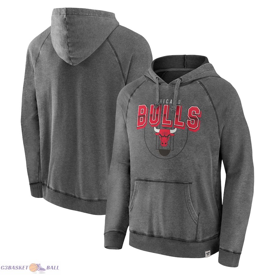 Men's Chicago Bulls Fanatics Gray True Classics Vintage Snow Wash Raglan Pullover Hoodie