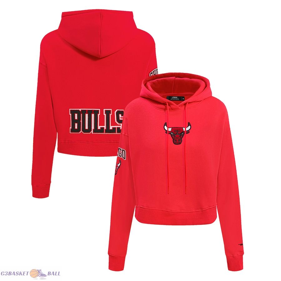 Women's Chicago Bulls Pro Standard Red Classic FLC Cropped Pullover Hoodie