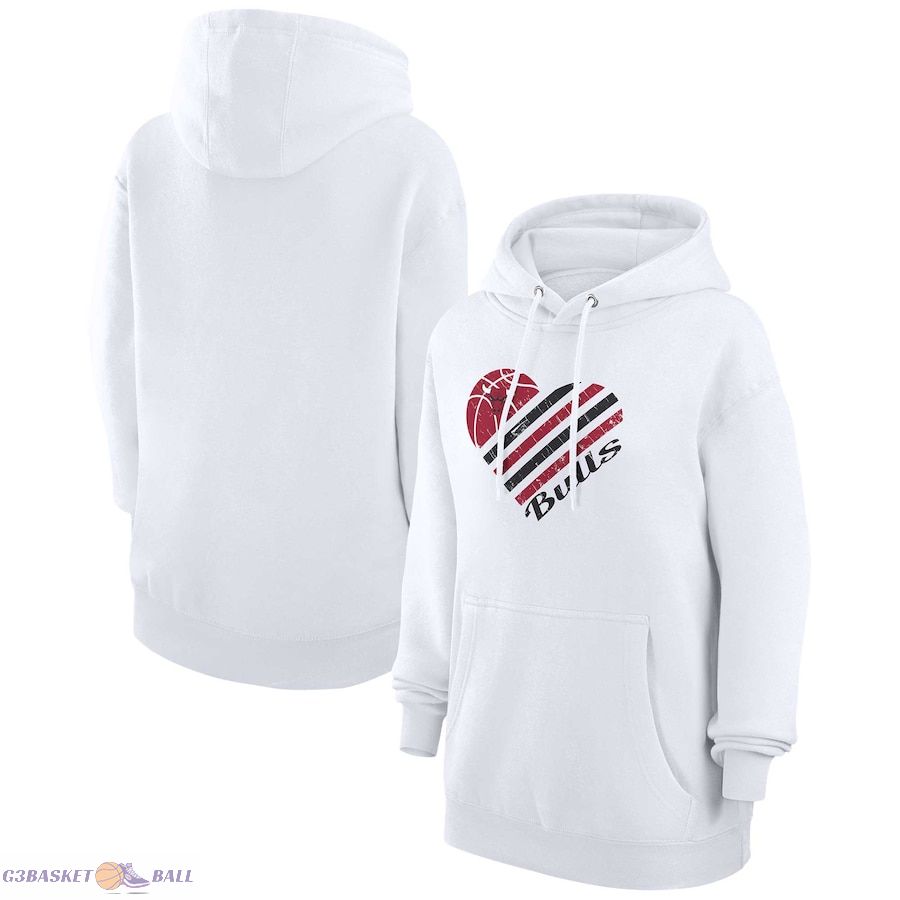 Women's Chicago Bulls G-III 4Her by Carl Banks White Heart Pullover Hoodie