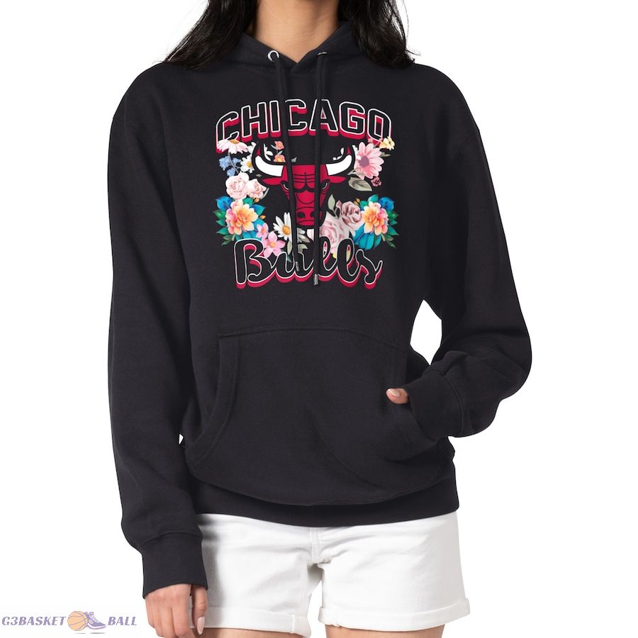 Women's Chicago Bulls G-III 4Her by Carl Banks Black Flowers Team Logo Graphic Fleece Pullover Hoodie