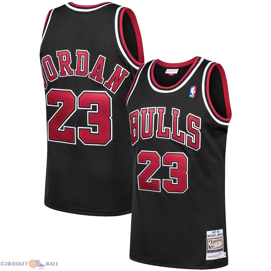 Men's Chicago Bulls Michael Jordan Mitchell & Ness Black 1997/98 Hardwood Classics Authentic Jersey