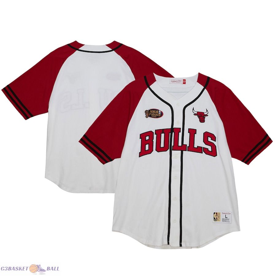 Men's Chicago Bulls Mitchell & Ness White Practice Day Baseball Jersey