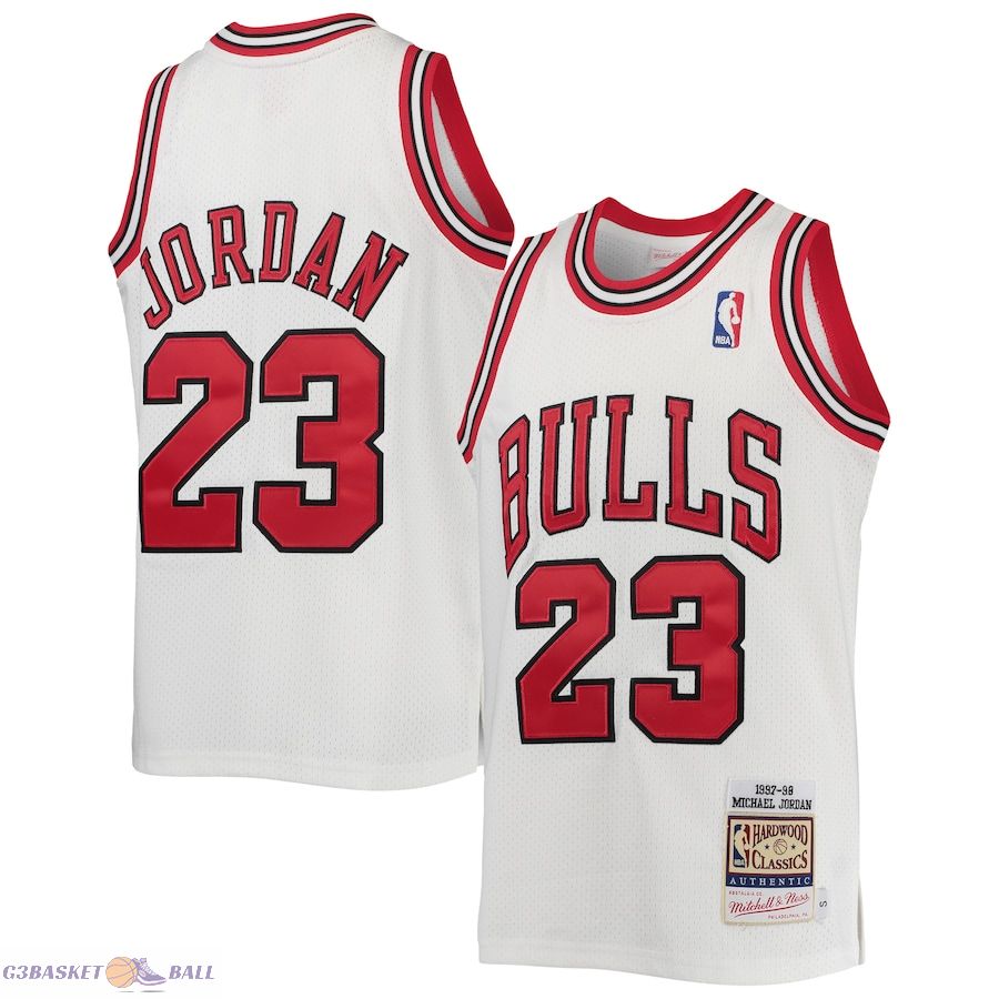 Youth Chicago Bulls Michael Jordan Mitchell & Ness White 1997/98 Hardwood Classics Authentic Jersey