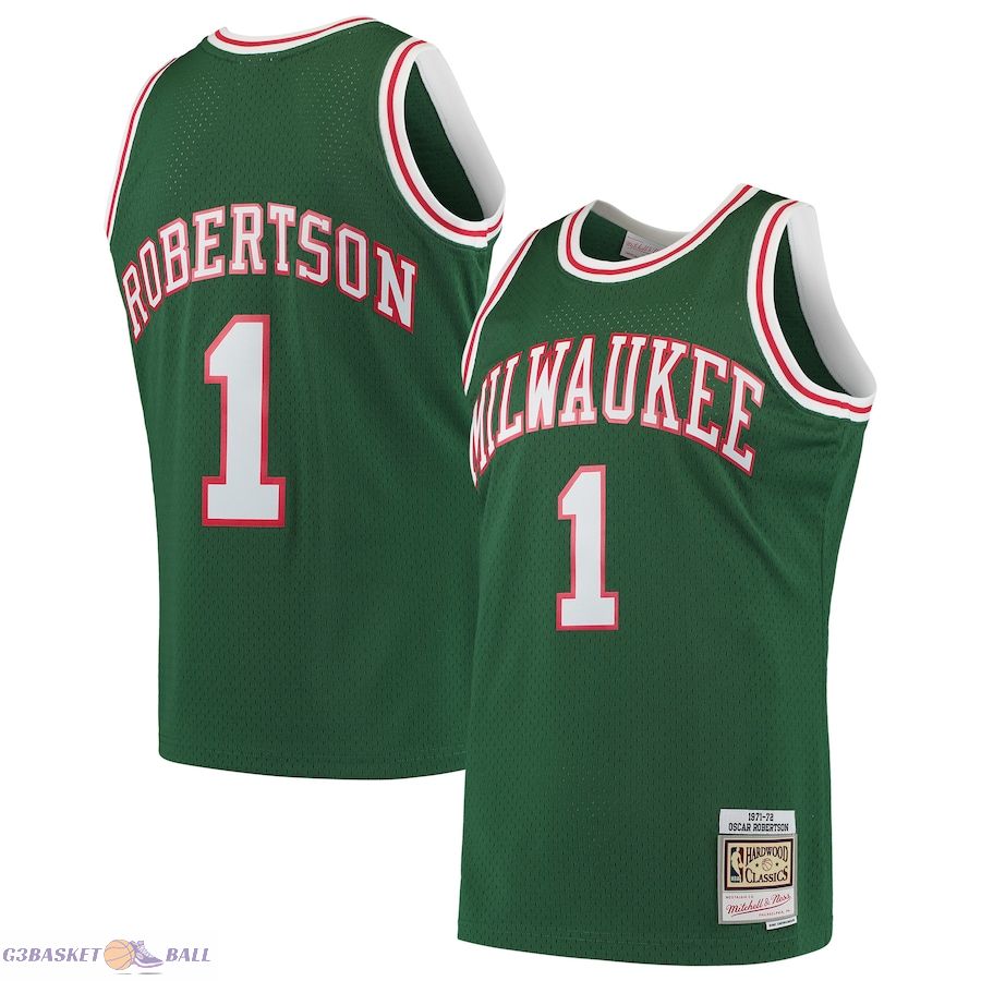 Men's Milwaukee Bucks Oscar Robertson Mitchell & Ness Green 1971/72 Hardwood Classics Swingman Jersey