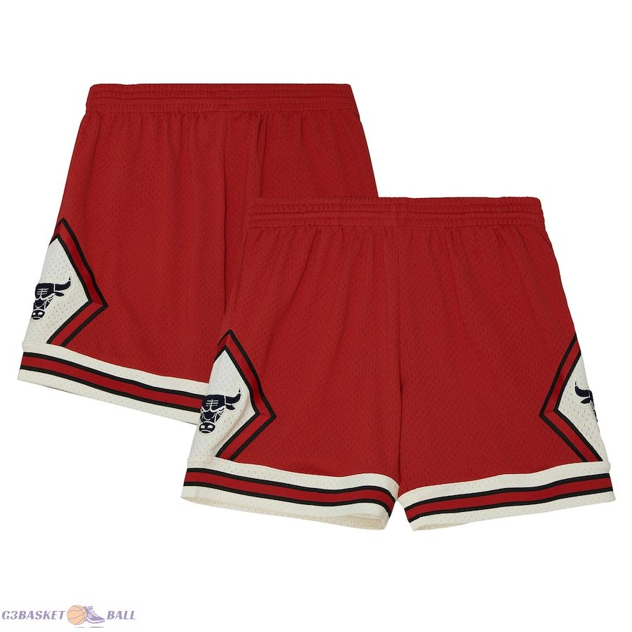 Men's Chicago Bulls Mitchell & Ness Red 1996-97 Hardwood Classics Off Court Chenille Swingman Shorts