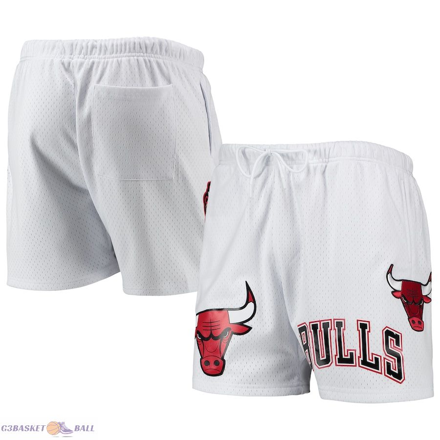 Men's Chicago Bulls Pro Standard White 6x NBA Finals Champions Mesh Capsule Shorts