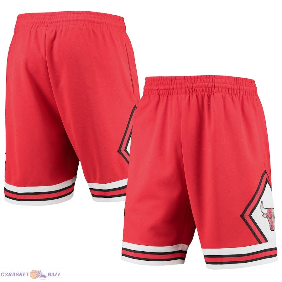 Men's Chicago Bulls Mitchell & Ness Red 1997 Hardwood Classics 75th Anniversary Swingman Shorts