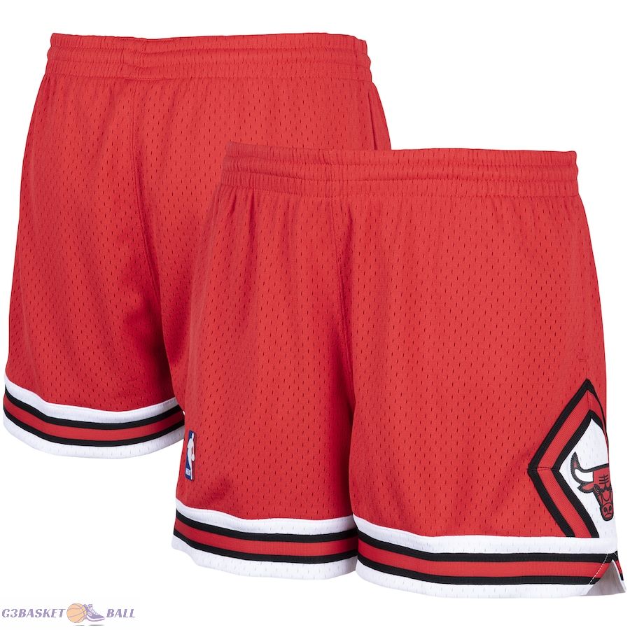 Women's Chicago Bulls Mitchell & Ness Red Jump Shot Shorts