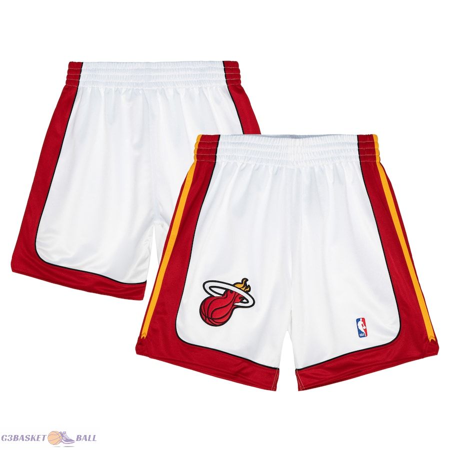 Men's Miami Heat Mitchell & Ness White 2005-06 Hardwood Classics Authentic Shorts